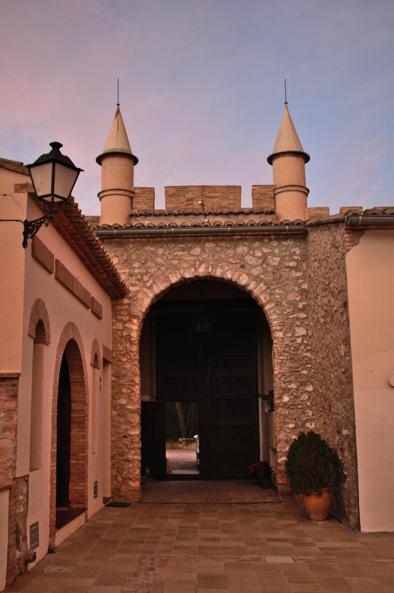 Masia De San Juan - Castillo Con Piscina En Plena Sierra Calderona 세고르베 외부 사진